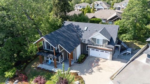 1430 Payton Pl, Saanich, BC, V8X2B8 | Card Image