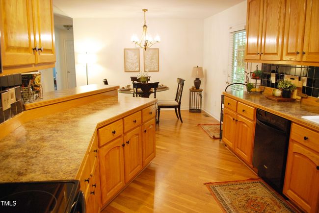 19 Kitchen into Dining Area | Image 19