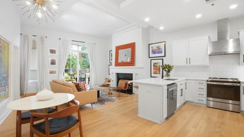 107-205 31st Ave N, Nashville, TN, 37203-1590 | Card Image
