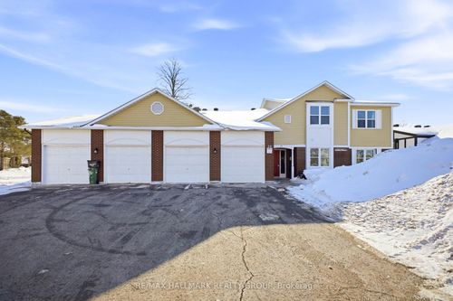 d-39 Stonehaven Dr, Kanata, ON, K2M1E3 | Card Image