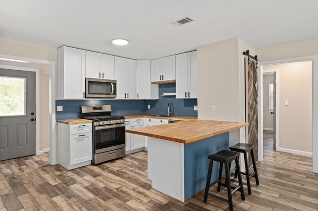 Kitchen | Image 4