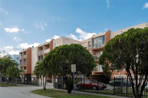 apt-215-6130 W 19th Ave, Hialeah, FL, 33012-6059 | Card Image