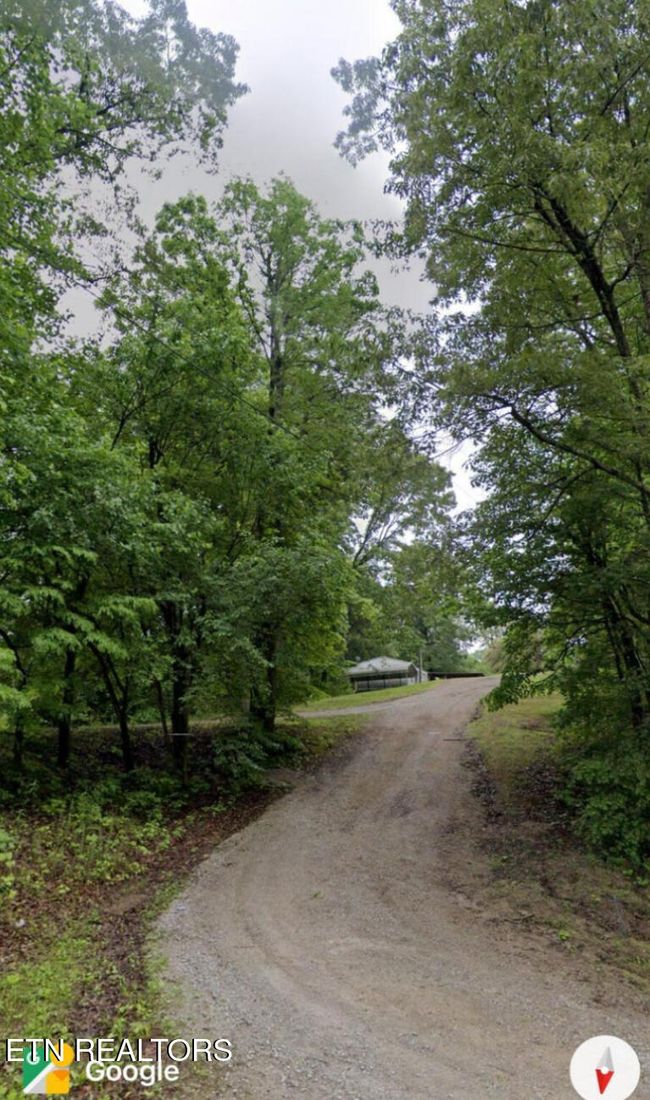822 W Bates St, Home with 0 bedrooms, 0 bathrooms and null parking in Rockwood TN | Image 11