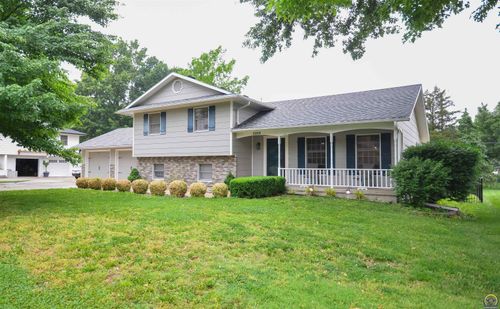 2210 Redwood Ave, Emporia, KS, 66801-5915 | Card Image