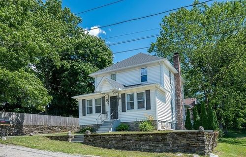 8 Simone St, Worcester, MA, 01604-3125 | Card Image