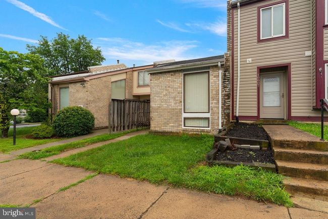 10805 Violet Ct, Townhouse with 3 bedrooms, 2 bathrooms and null parking in MANASSAS VA | Image 4