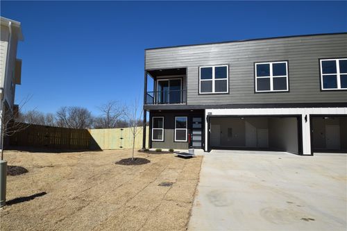 2-1804 Sw Casuarina Drive, Bentonville, AR, 72712 | Card Image