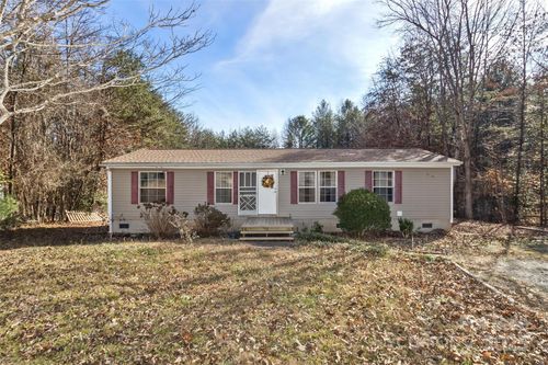 142 River Breeze Dr, Morganton, NC, 28655-9892 | Card Image