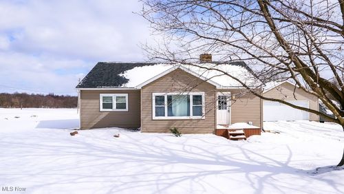 16776 Main Market Rd, West Farmington, OH, 44491-9608 | Card Image