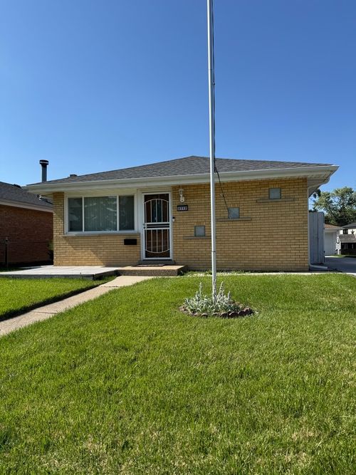3712 W 121st St, Alsip, IL, 60803-1210 | Card Image