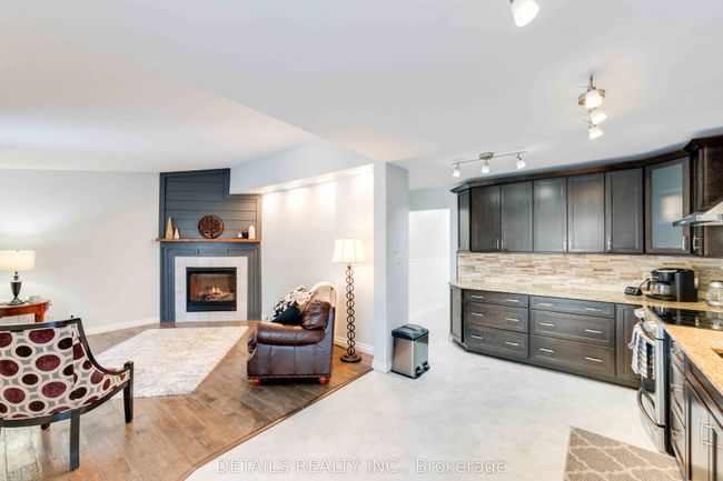 109 Beechfern Dr, House other with 4 bedrooms, 3 bathrooms and 4 parking in Stittsville ON | Image 16