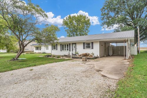 208 S Boyer Ave, Brocton, IL, 61917-8247 | Card Image