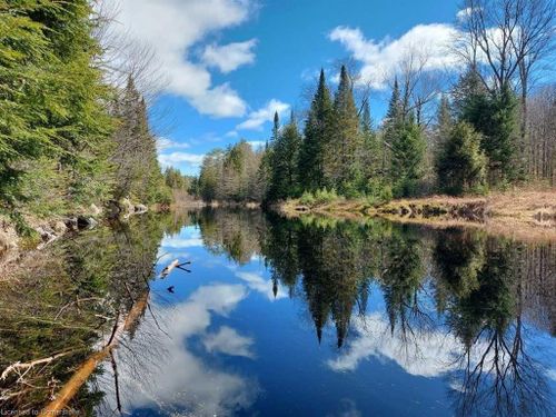1759 Yearley Rd, Sprucedale, ON, P0A1Y0 | Card Image