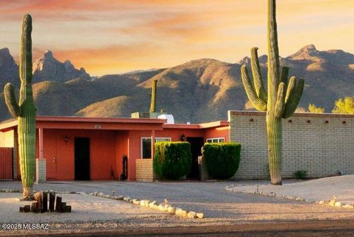 9461 E Kayenta Drive, Tucson, AZ, 85749 | Card Image