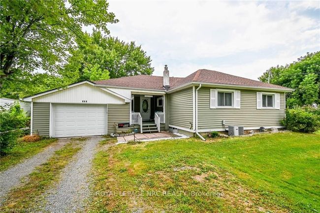 444 Gilmore Rd, House other with 3 bedrooms, 1 bathrooms and 7 parking in Fort Erie ON | Image 4