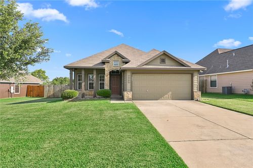 303 Boulder Dr, Navasota, TX, 77868-3759 | Card Image