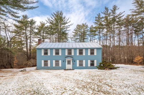 36 Moss Road, Lebanon, NH, 03766 | Card Image