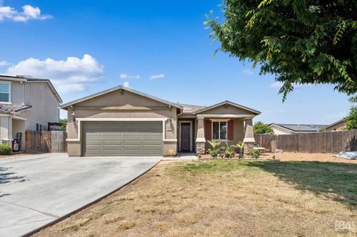 2326 W Flagstaff Ct, Visalia, CA, 93291-8128 | Card Image