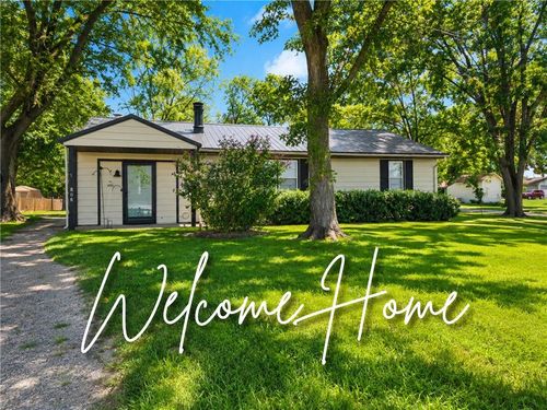 808 S State Route F, Garden City, MO, 64747-9284 | Card Image
