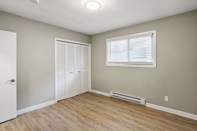 103-105 Main St S, Home with 4 bedrooms, 2 bathrooms and 5 parking in Exeter ON | Image 18