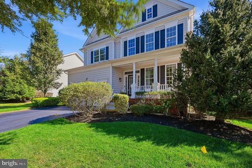 15418 Admiral Baker Cir, HAYMARKET, VA, 20169-8184 | Card Image