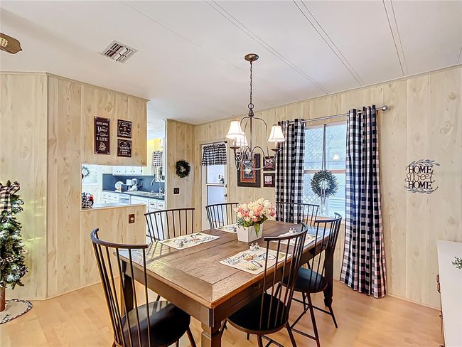 Formal dining room | Image 6