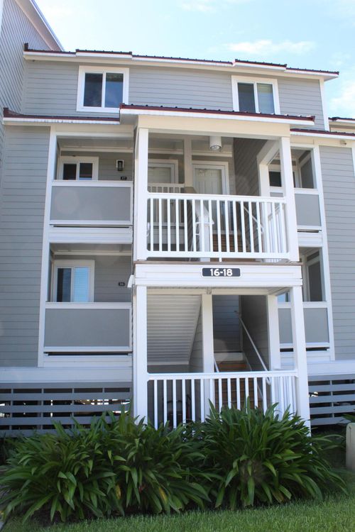 17 W Mariners Cay Dr, Folly Beach, SC, 29439 | Card Image
