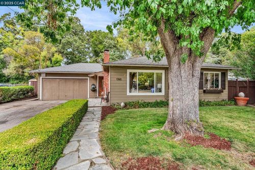 1760 Magnolia Way, Walnut Creek, CA, 94595-1426 | Card Image