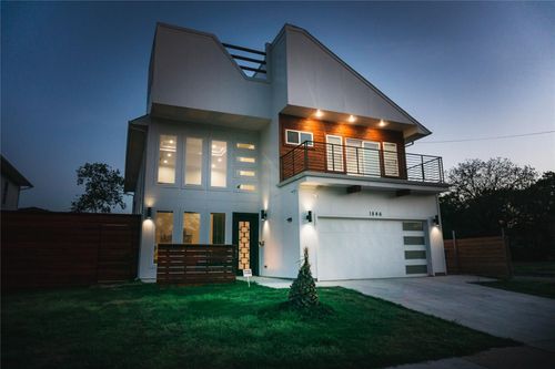 1846 Nomas St, Dallas, TX, 75212-3805 | Card Image