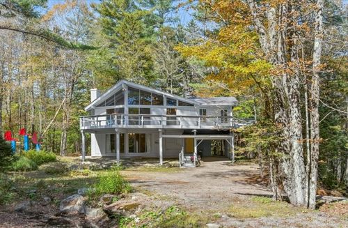 377 Glen Rd, Peru, VT, 05152-8802 | Card Image