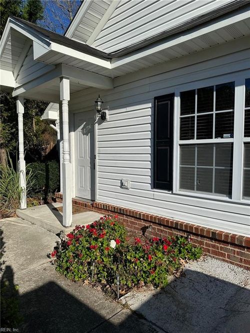 488 S Birdneck Rd, Virginia Beach, VA, 23451-5818 | Card Image