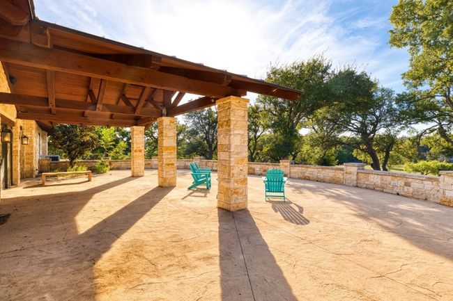 170 Goose Landing Way, Home with 5 bedrooms, 6 bathrooms and 3 parking in Harper TX | Image 37