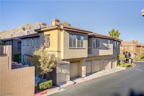 apt-201-3915 Palm Beach St, Las Vegas, NV, 89129-1090 | Card Image