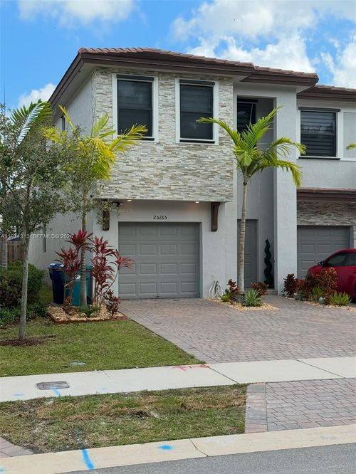 25265-25265 Sw 109th Ave, Homestead, FL, 33032-6360 | Card Image
