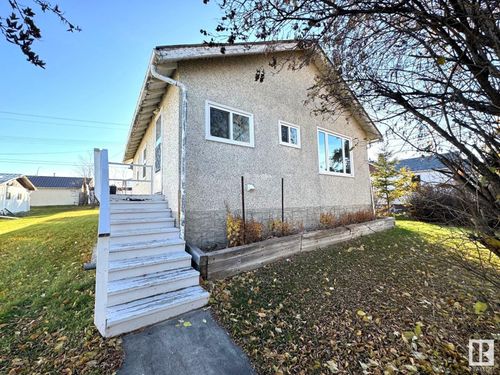  48 Ave, Evansburg, AB, T0E0T0 | Card Image