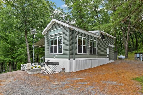 8226 Allen Creek Rd, Black River Falls, WI, 54615-7027 | Card Image