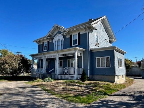 558 Pleasant St, Norwood, MA, 02062-4555 | Card Image