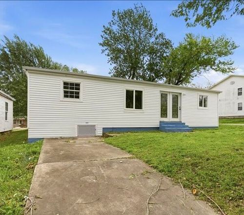 1209 N Central Ave, Monett, MO, 65708-1037 | Card Image
