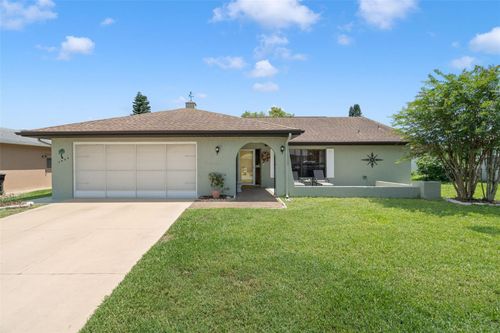 7022 Kingsway Dr, PORT RICHEY, FL, 34668-4913 | Card Image