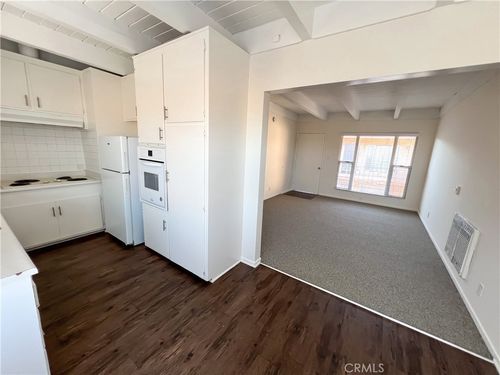 apt-7-2102 S Pacific Ave, San Pedro, CA, 90731-8001 | Card Image
