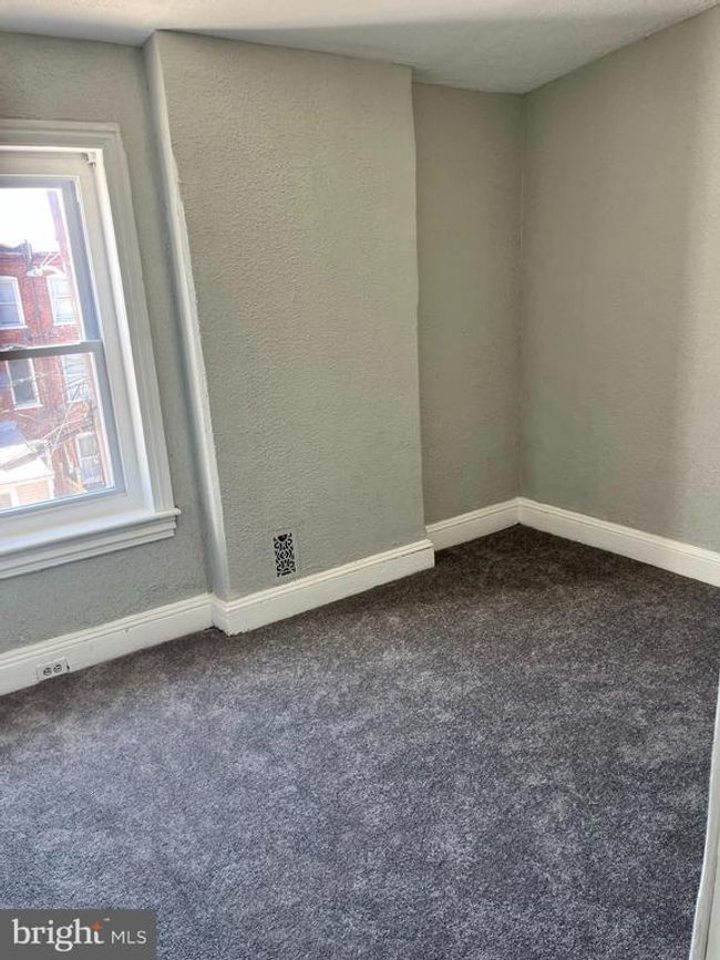 209 Lexington Ave, Townhouse with 3 bedrooms, 1 bathrooms and null parking in CRUM LYNNE PA | Image 10