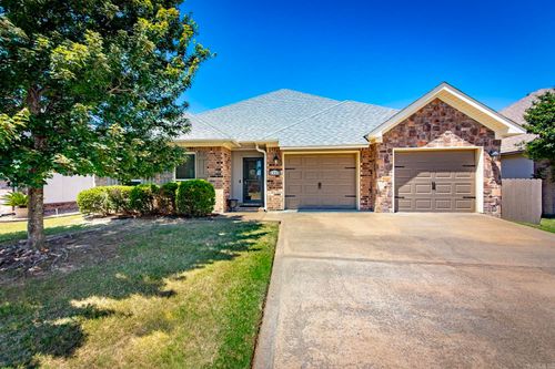 1335 Bobali Gdns, Conway, AR, 72034-6491 | Card Image