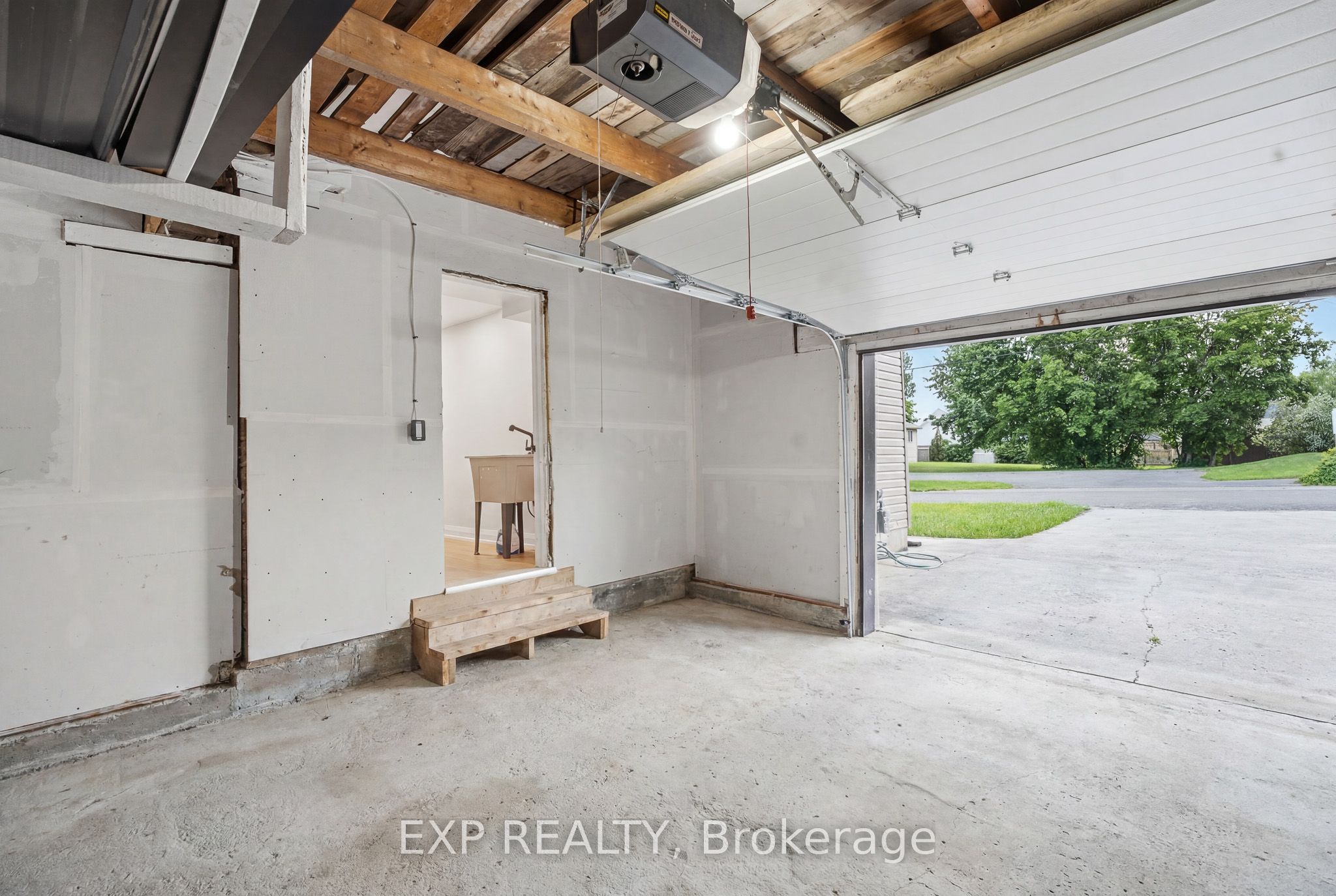 Residential in South Glengarry 5