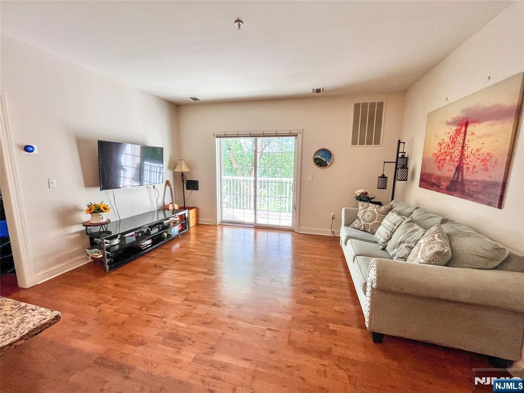Residential in Englewood 3