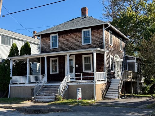 44 Central Ave, Hull, MA, 02045 | Card Image