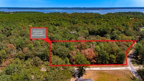 185 Oak Grove St, Huntington, TX, 75949-3504 | Card Image