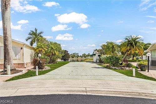 3066 Waterview Pt, NAPLES, FL, 34120 | Card Image