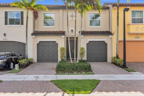 4589 Mediterranean Cir, Palm Beach Gardens, FL, 33418-1000 | Card Image