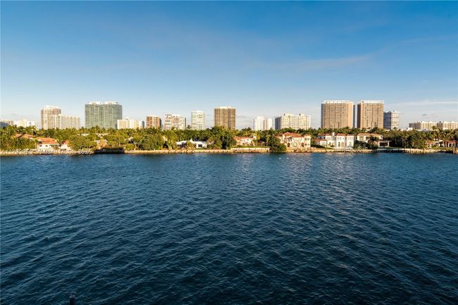 APT-404 - 10101 E Bay Harbor Dr, Condo with 2 bedrooms, 2 bathrooms and null parking in Bay Harbor Islands FL | Image 19