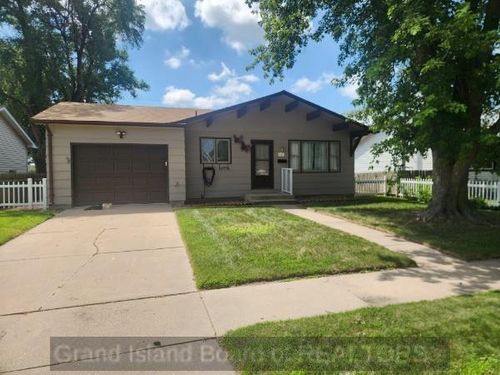 1315 E 6th St, Grand Island, NE, 68801-2913 | Card Image